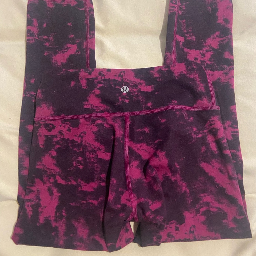 Lululemon Pink and Black Leggings